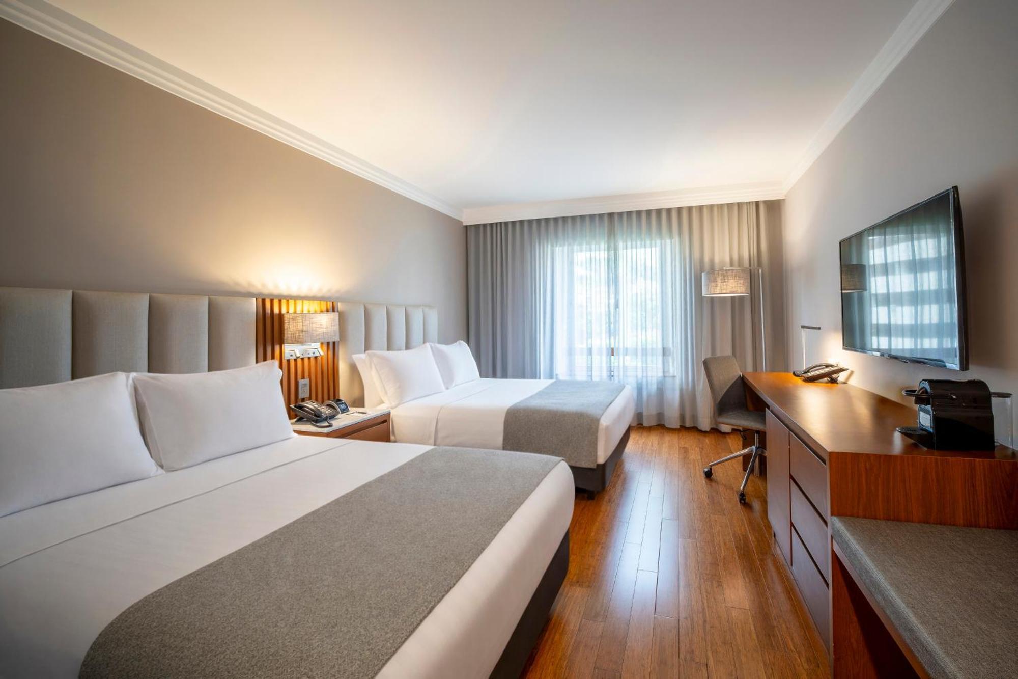 Chambre Lits Jumeaux Classique - Accessible aux Personnes à Mobilité Réduite